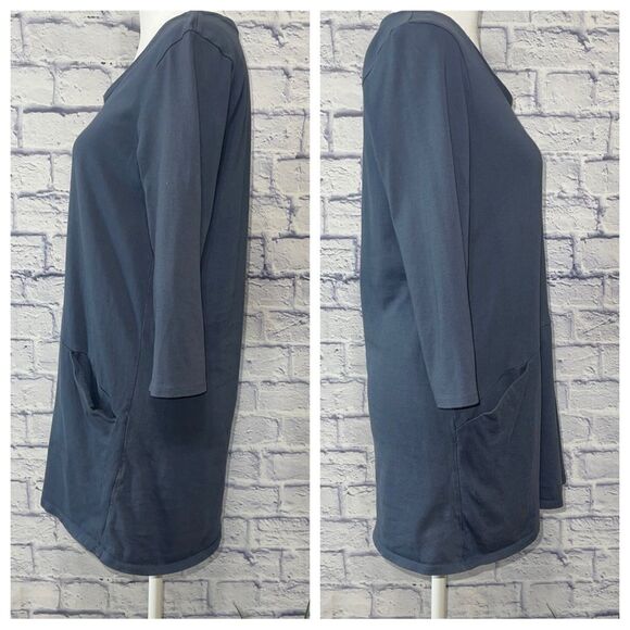 J. JILL | Blue Curved Seam Tunic Top | XS - Picture 3 of 11